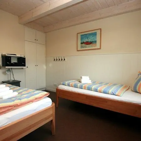 Haus-eiderente-nr-35-sfw-35 * Wyk auf Föhr